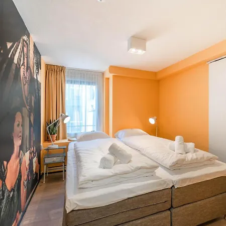 Panzió Zeta Beds Hága