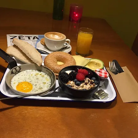 Zeta Beds فندق مبيت وإفطار لاهاي